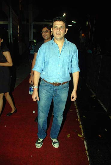 ‘रोबोट’ की स्‍पेशल स्‍क्रीनिंग | रजनीकांत से रोमांस!