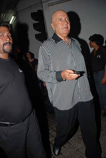 ‘रोबोट’ की स्‍पेशल स्‍क्रीनिंग | रजनीकांत से रोमांस!