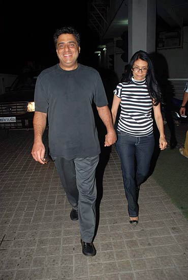 ‘रोबोट’ की स्‍पेशल स्‍क्रीनिंग | रजनीकांत से रोमांस!