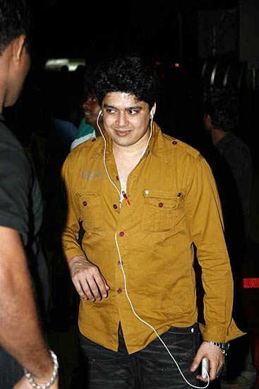 ‘रोबोट’ की स्‍पेशल स्‍क्रीनिंग | रजनीकांत से रोमांस!