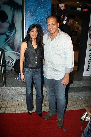 ‘रोबोट’ की स्‍पेशल स्‍क्रीनिंग | रजनीकांत से रोमांस!