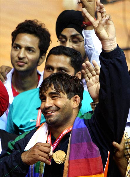 भारतीय पहलवानों ने बटोरा सोना | भव्‍य उद्घाटन की तस्‍वीरें