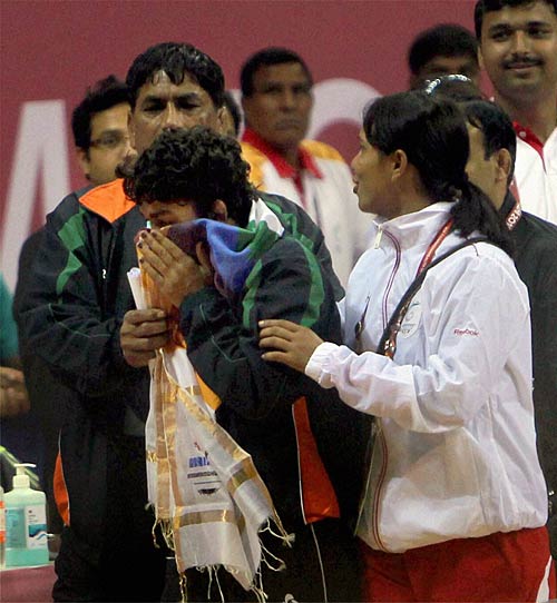 कॉमनवेल्‍थ: छठे दिन भी हुई सोने की बरसात | छा गए खिलाड़ी