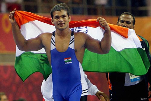 पहलवानों और निशानेबाजों का रहा दबदबा | हुई सोने की बरसात