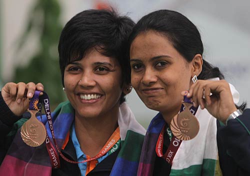 पहलवानों और निशानेबाजों का रहा दबदबा | हुई सोने की बरसात