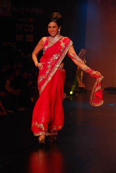 सलमान की 'बीइंग ह्यूमन' के लिए रैंप पर परियां | रैंप पर सितारे