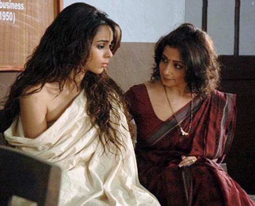 जब सेक्‍सी मल्लिका बनी नागिन । मल्लिका की न्‍यूड फोटो