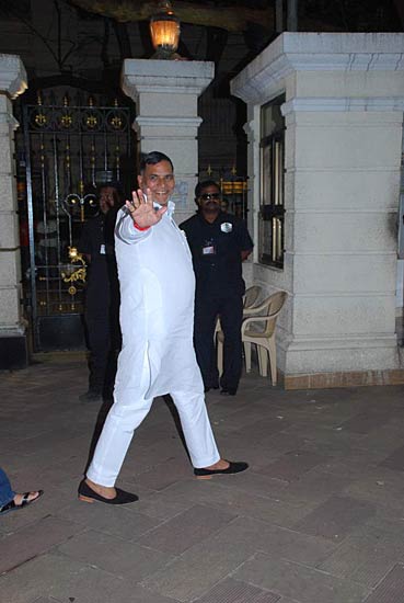 संजू के घर पर माता की चौकी । संजय दत्त के जीवन का सफर