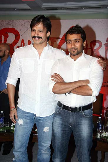 'रक्‍त चरित्र' में अलग लुक में विवेक | प्रियंका से शादी करेंगे विवेक