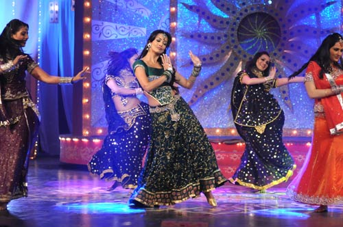 टीवी कलाकारों ने मनाई 'दीवाली दिलों की' | ग्लैमर का तड़का