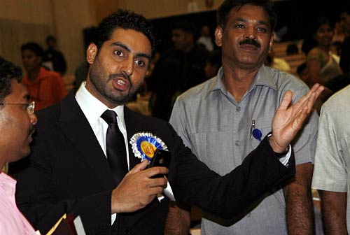 नेशनल अवार्ड समारोह में बच्चन परिवार की धूम |   बिग बी का जन्‍मदिन