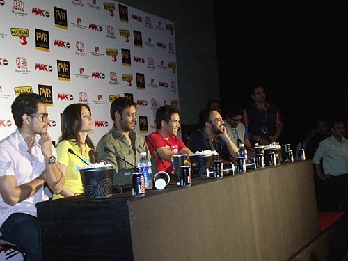 गोलमाल-3 की प्रेस कॉंफ्रेंस के दौरान सितारे