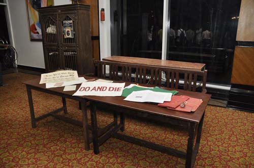 'खेलें हम जी जान से' का म्‍यूजिक लांच | दीपिका के जलवे