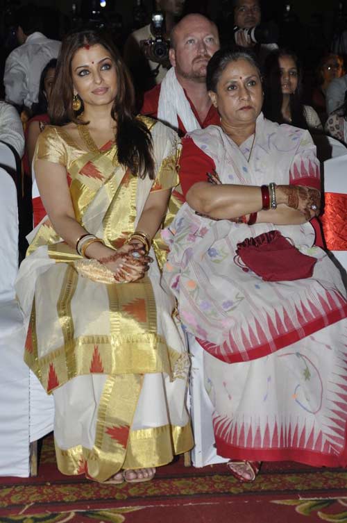 'खेलें हम जी जान से' का म्‍यूजिक लांच | दीपिका के जलवे