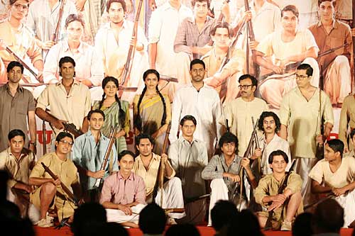 'खेलें हम जी जान से' का म्‍यूजिक लांच | दीपिका के जलवे