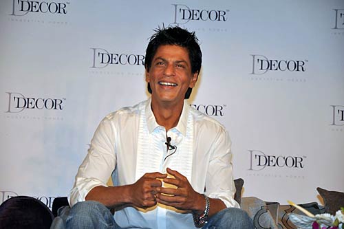 बॉलीवुड के किंग खान को जन्मदिन की बधाई | विशेष कवरेज