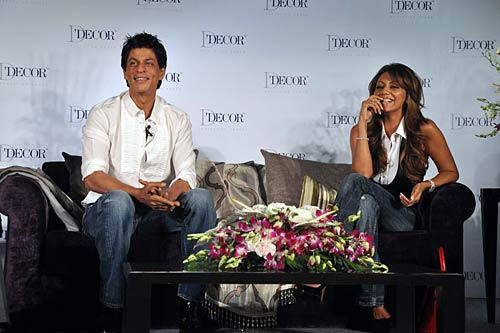 बॉलीवुड के किंग खान को जन्मदिन की बधाई | विशेष कवरेज