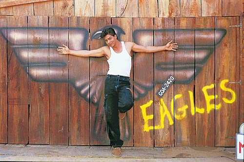 बॉलीवुड के किंग खान को जन्मदिन की बधाई | विशेष कवरेज