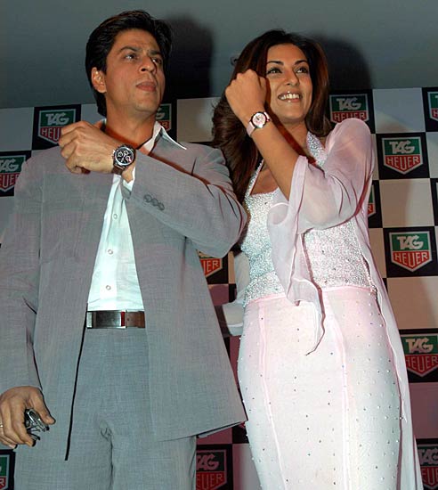 बॉलीवुड के किंग खान को जन्मदिन की बधाई | विशेष कवरेज