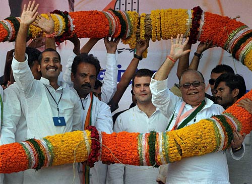 चुनावी सभा में नीतीश पर बरसे राहुल