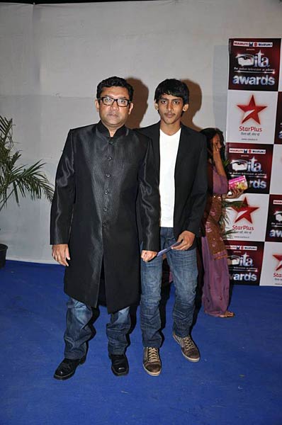 'आईटीए अवॉर्ड' में सितारों के जलवे | किंगफिशर का कैलेंडर...