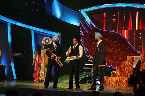 सहारा अवॉर्ड में बॉलीवुड का तड़का  | ब्राइडल वीक में हसिनाएं