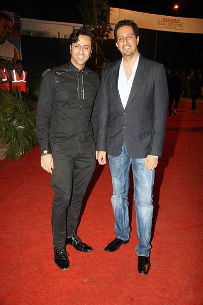 सहारा अवॉर्ड में बॉलीवुड का तड़का  | ब्राइडल वीक में हसिनाएं