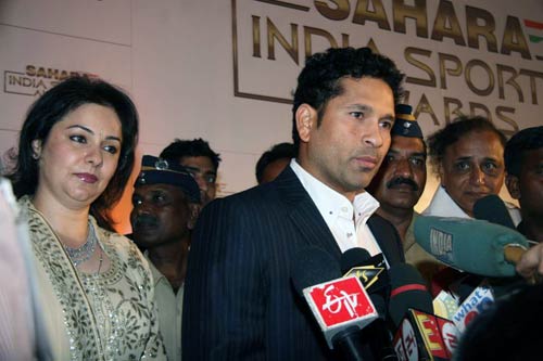 सहारा अवॉर्ड में बॉलीवुड का तड़का  | ब्राइडल वीक में हसिनाएं