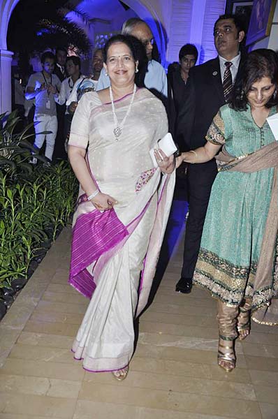 'इंडियन ब्राइडल वीक' में हसीनाएं |  देखो-देखो...ये है जलवा