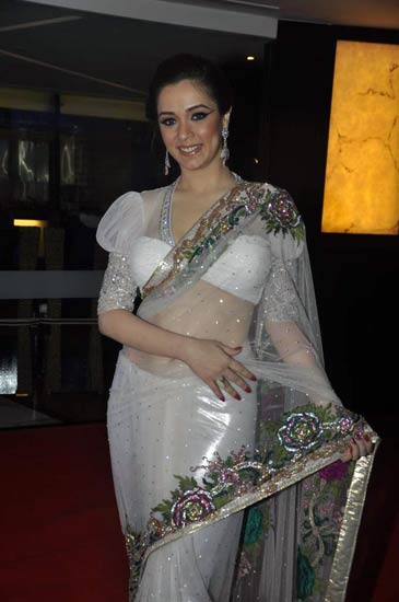 'इंडियन ब्राइडल वीक' में हसीनाएं |  देखो-देखो...ये है जलवा