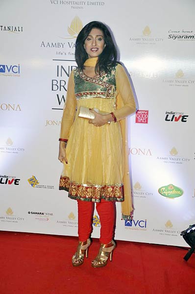 'इंडियन ब्राइडल वीक' में हसीनाएं |  देखो-देखो...ये है जलवा