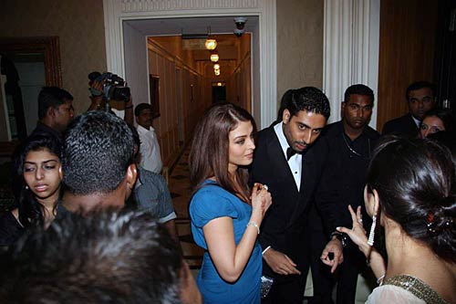 'हॉल ऑफ फेम' में पहुंचे सितारे | किंगफिशर का कैलेंडर