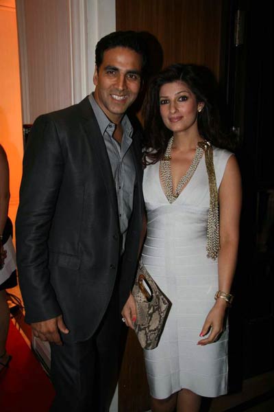 'हॉल ऑफ फेम' में पहुंचे सितारे | किंगफिशर का कैलेंडर