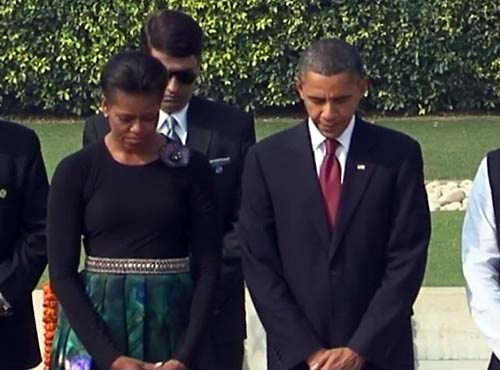 ओबामा दंपति ने बापू को अर्पित किये श्रद्धासुमन