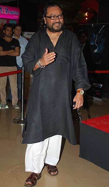 ये हैं बॉलीवुड के दबंग  | ब्राइडल वीक में हसिनाएं