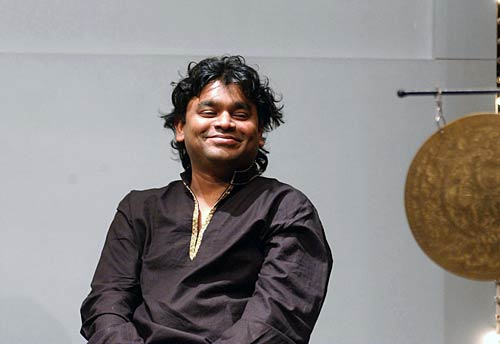 ये हैं बॉलीवुड के दबंग  | ब्राइडल वीक में हसिनाएं