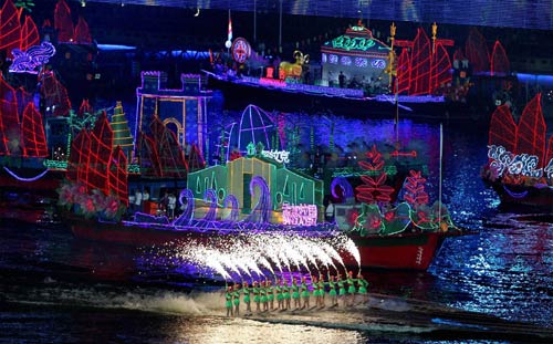 रंगारंग रहा एशियाई खेलों का उद्घाटन समारोह...