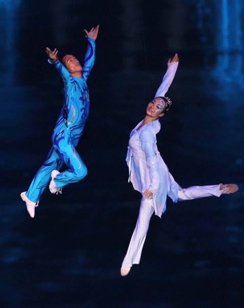 रंगारंग रहा एशियाई खेलों का उद्घाटन समारोह...