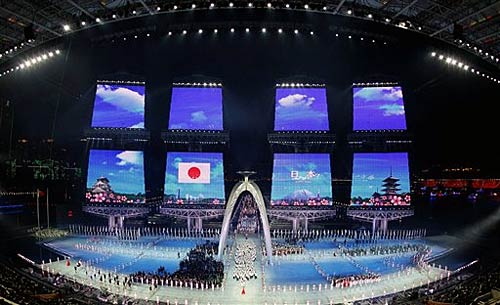 रंगारंग रहा एशियाई खेलों का उद्घाटन समारोह...