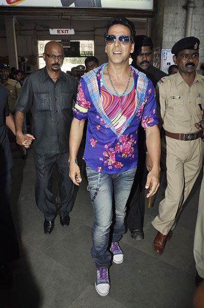 'तीस मार खां' का म्‍यूजिक लॉंच | 'बीइंग ह्यूमन' के कार्यक्रम में सलमान