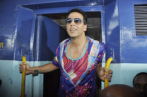 'तीस मार खां' का म्‍यूजिक लॉंच | 'बीइंग ह्यूमन' के कार्यक्रम में सलमान