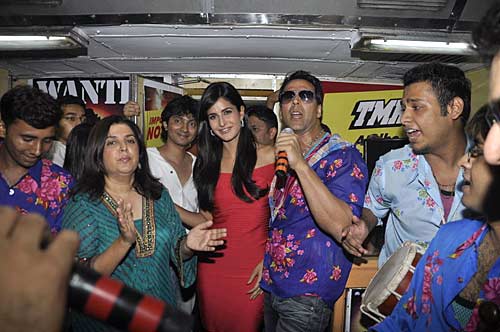 'तीस मार खां' का म्‍यूजिक लॉंच | 'बीइंग ह्यूमन' के कार्यक्रम में सलमान