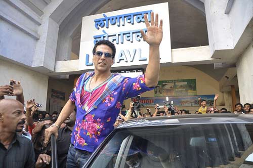 'तीस मार खां' का म्‍यूजिक लॉंच | 'बीइंग ह्यूमन' के कार्यक्रम में सलमान