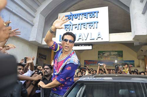 'तीस मार खां' का म्‍यूजिक लॉंच | 'बीइंग ह्यूमन' के कार्यक्रम में सलमान