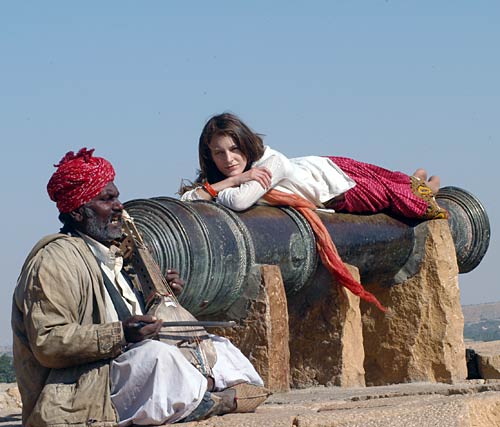 हसीनों की दिलकश अदाएं | एमटीवी अवार्डस की रंगीनियां