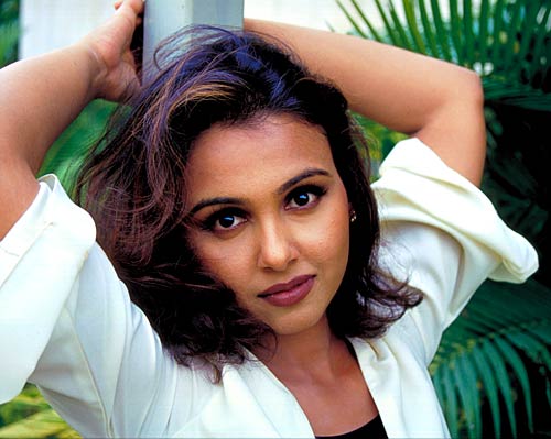 हसीनों की दिलकश अदाएं | एमटीवी अवार्डस की रंगीनियां