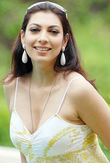 दक्षिण की अभिनेत्रियों का जलवा | सिल्‍क की अनदेखी तस्वीरें