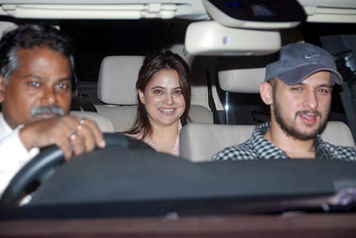 'गुजारिश' की स्‍क्रीनिंग में जुटे बॉलीवुड सितारे...