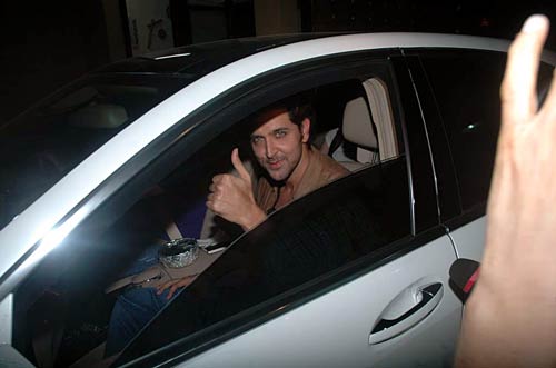 'गुजारिश' की स्‍क्रीनिंग में जुटे बॉलीवुड सितारे...