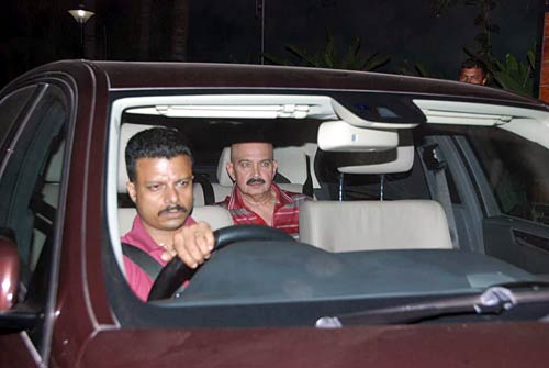 'गुजारिश' की स्‍क्रीनिंग में जुटे बॉलीवुड सितारे...